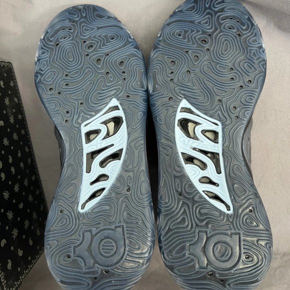 Nike KD 15 - Picture 3 of 3